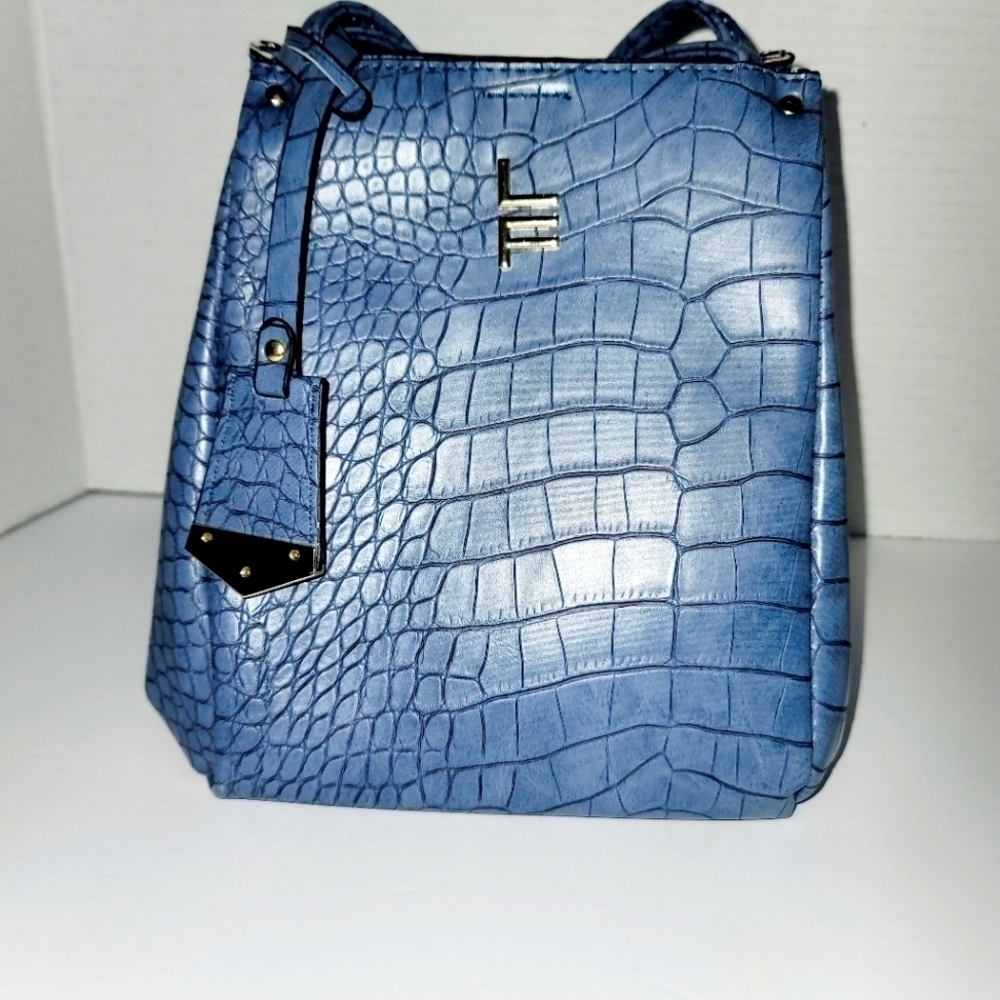 London Fog Shoulder Bag Vegan Leather Blue